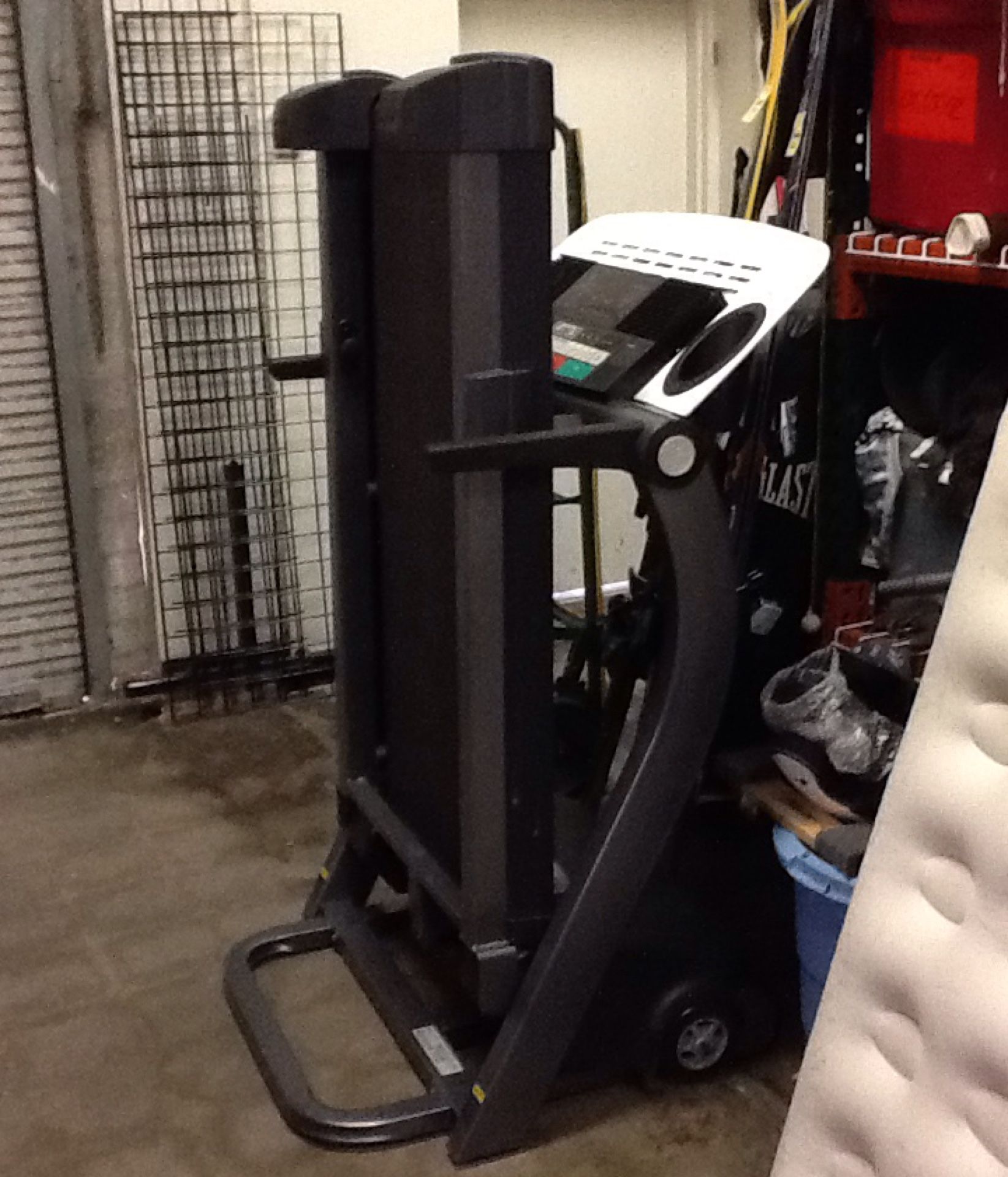 Healthrider L600i Folding Treadmill