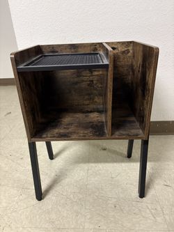 Small Rustic Wood Side Table with Metal Shelf Nightstand Bookshelf