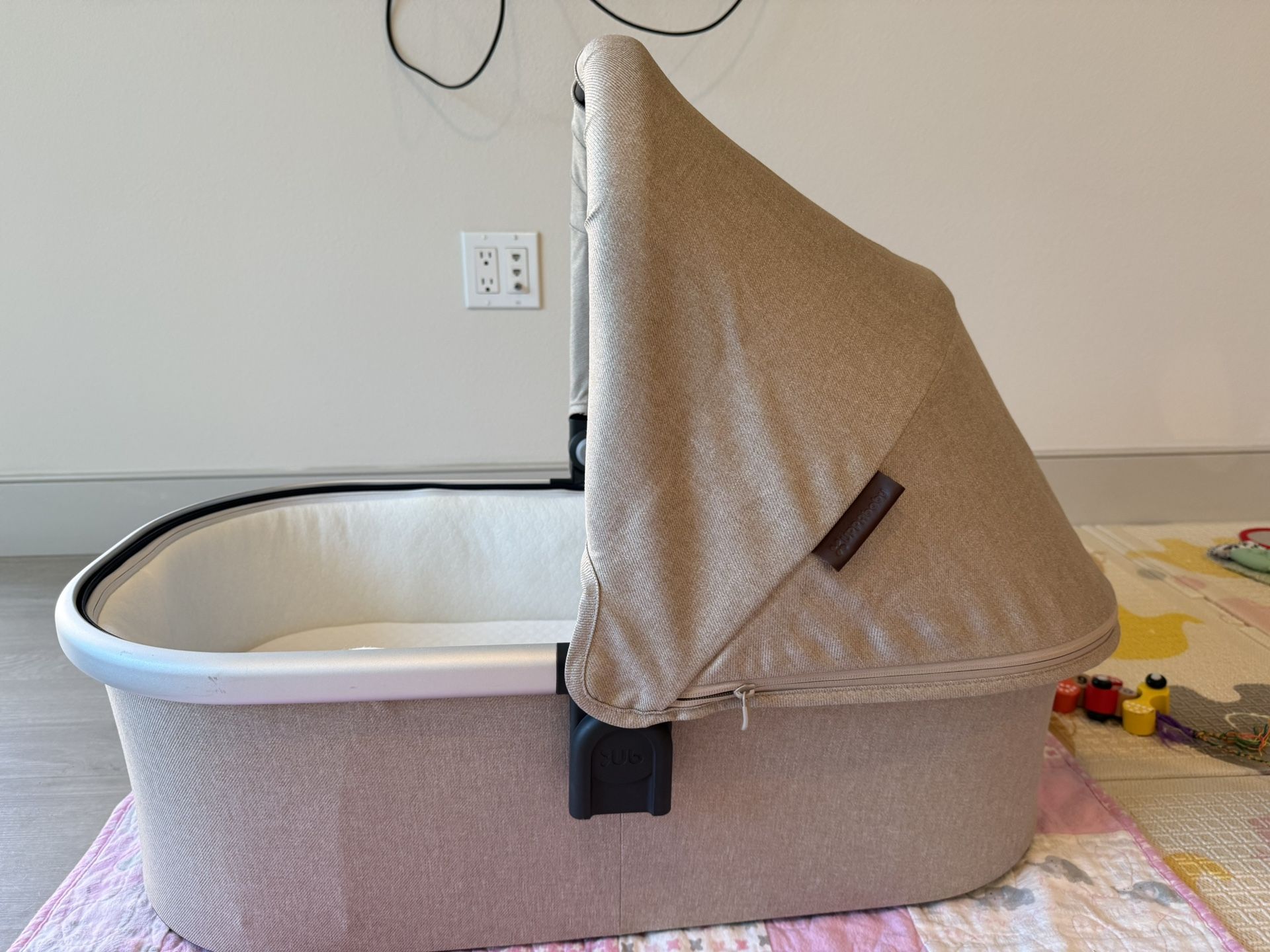 Uppababy Bassinet Great Condition