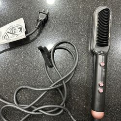 Wavytalk Straightener Brush