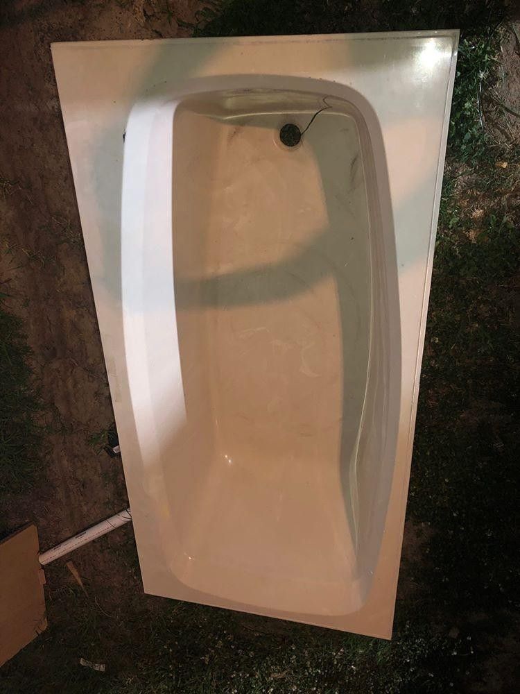 Bath tub for Sale in Houston, TX OfferUp