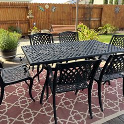 Outdoor Patio Dining Set, Rug Included