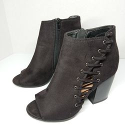 Size 6.5 Women's SODA Lace-Up booties in black suede
