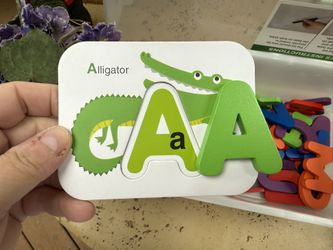 Number and Alphabet Flash Cards Set by Gojmzo.