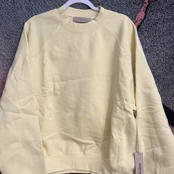 Fear of God Essentials Crewneck Sweatshirt Canary Yellow (FW22) - Size Small NEW