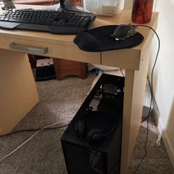Minimalist Computer Desk