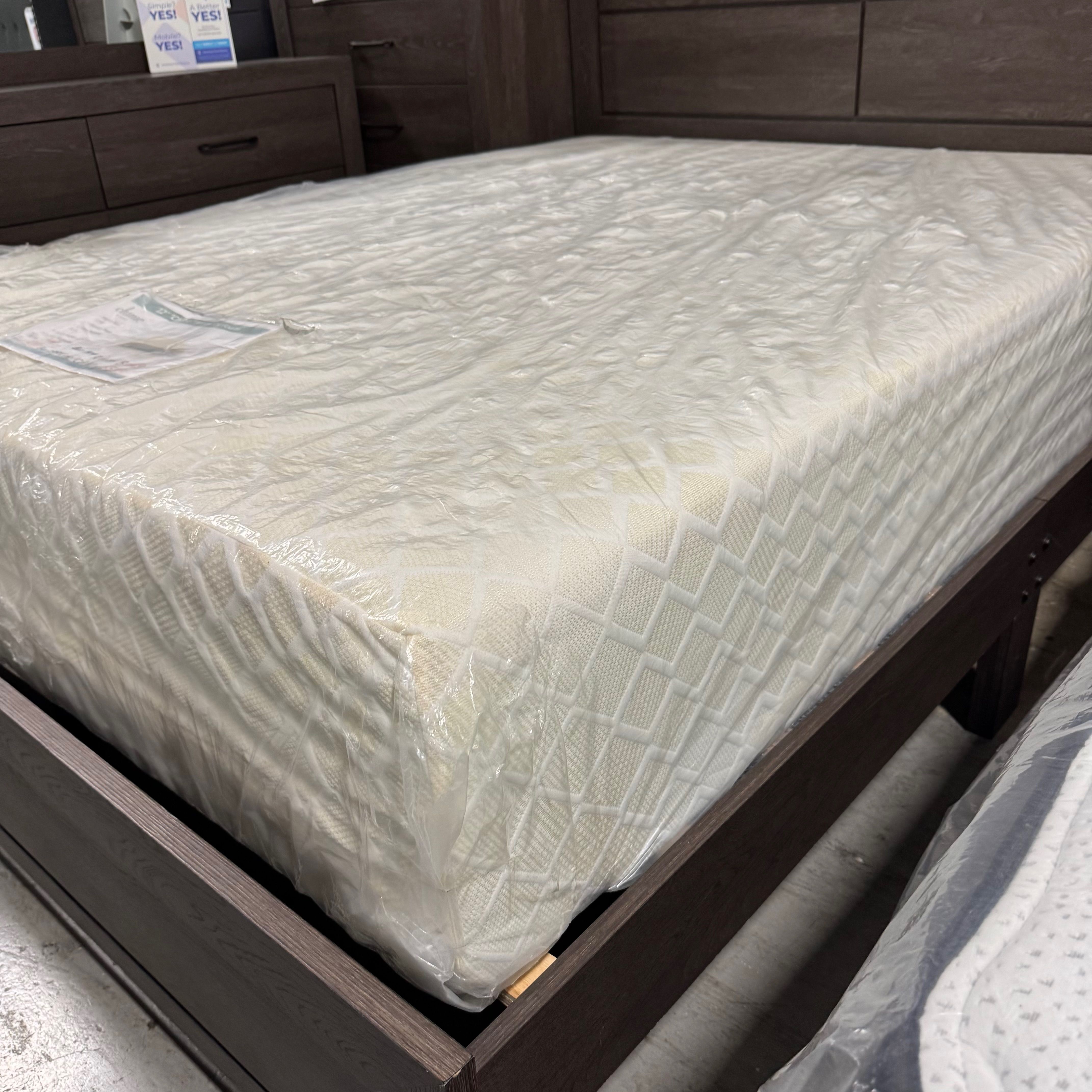 QUEEN MATTRESS FOR SALE!!! We Finance TAKE IT HOME TODAY!!!...