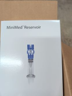 Insulin pump reservoirs