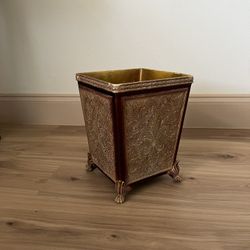 Fancy Trashcan