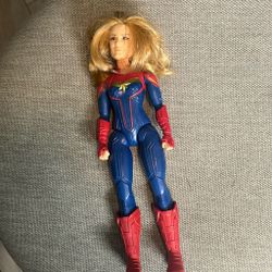 Hasbro Captain Marvel Cosmic Adventure Brie Larson Doll/Action Figure from 2018. 