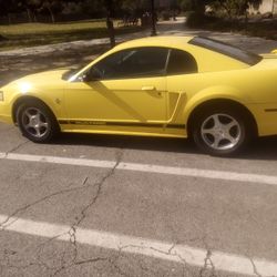 2002 Ford Mustang 