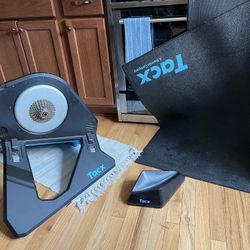 Tacx NEO 2T Smart Trainer by Garmin
