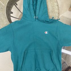Green champion hoodie S 