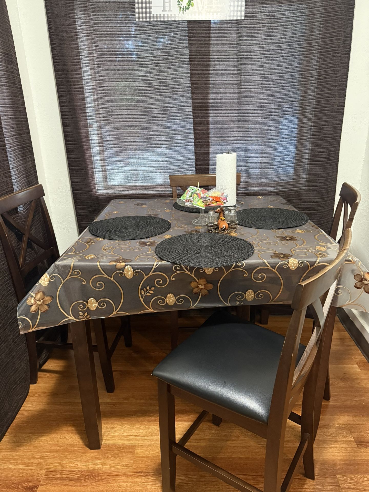 4 High Chair Table