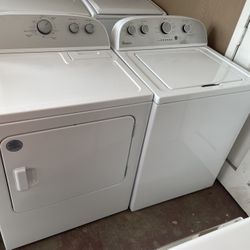 Whirlpool Washer And Dryer Set