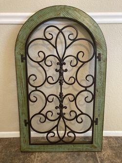 Tuscan Distressed Arch Window Frame Wall Decor