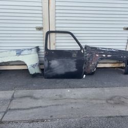 Square Body Chevy Truck Fenders And Door $100 Each