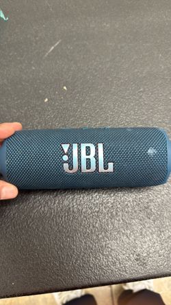 JBL flip 7 Bluetooth speaker