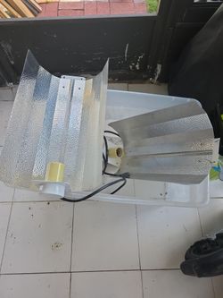 Cfl reflector pair