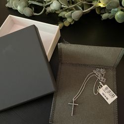 14k White Gold Chain Diamond Cut W/ Cross Pendant 