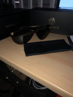 VERSACE SUNGLASSES