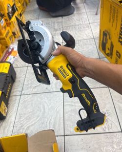 Dewalt 20v 4-1/2 circular saw tool only