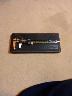 Mitutoyo 6" Digital Caliper / Micrometer