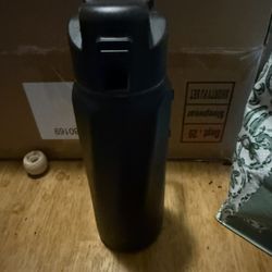 Water H Bottle 