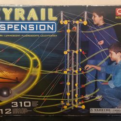 QUERCETTI SKYRAIL SUSPENSION GLOW IN THE DARK MARBLE RUN