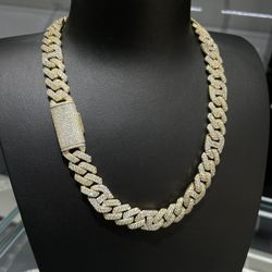 VVS Moissanite Cuban Chain 20 Inch PASS DIAMOND TESTER