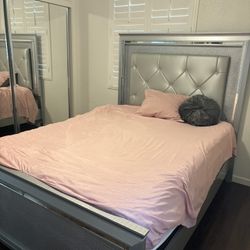 Queen Bed Set And Mattress