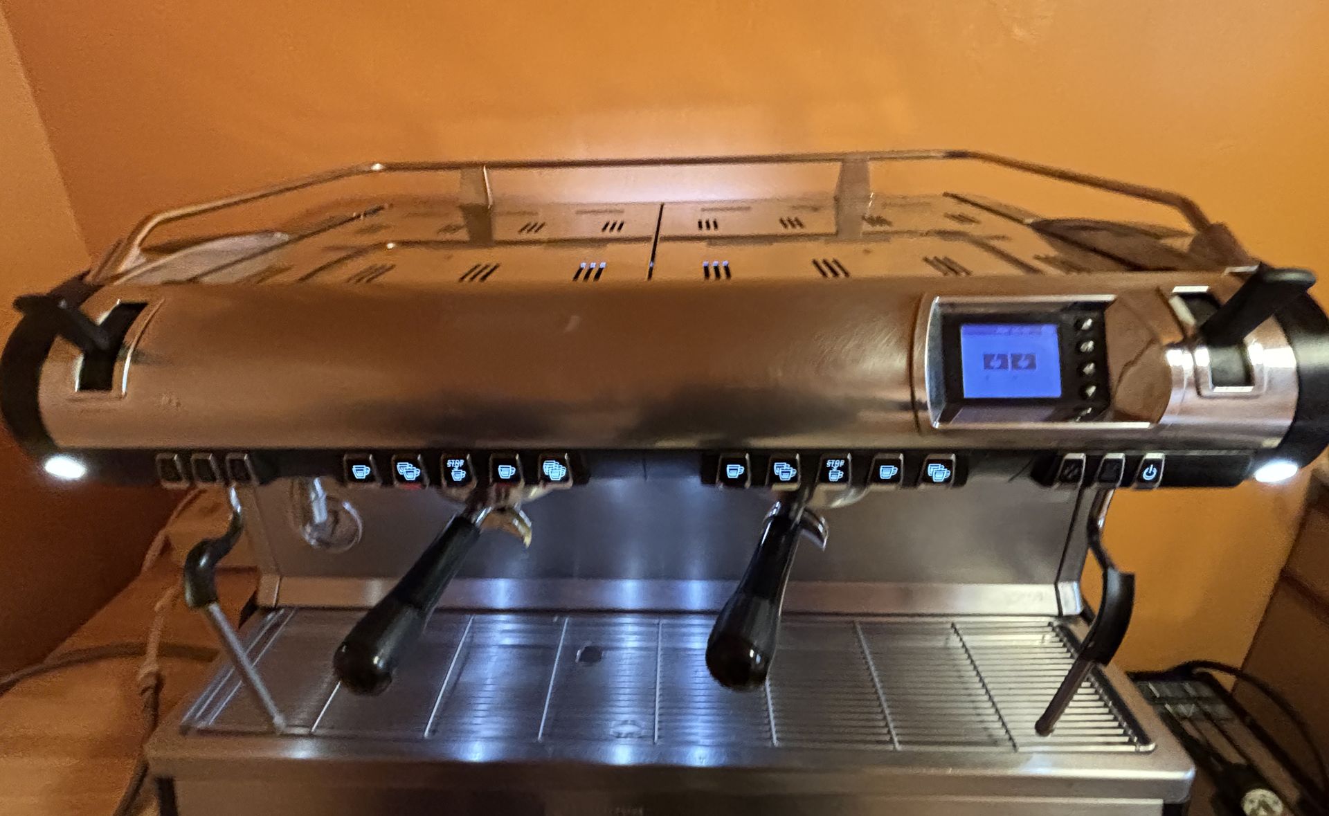 NSF Certified Nuova Simonelli Aurelia Wave Volumetric Espresso Machine (Retail: $14,700+tax)