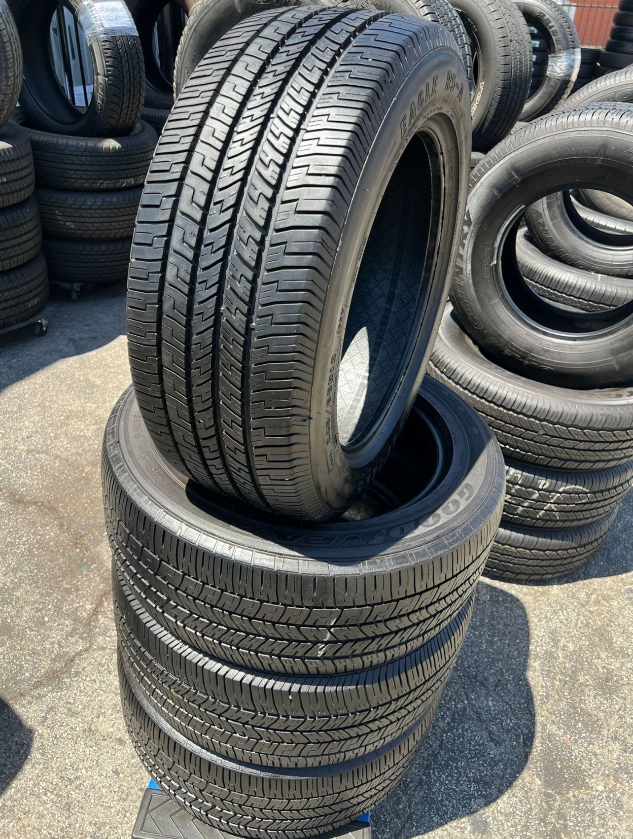 245/55/18 Goodyear #4 Tires Like. New Mount & Balance // Set De 4 Llantas Goodyear Como Nuevas Instaladas Y Balanceadas