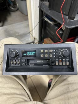 Original Volvo Radio Cassette From The 80s In Working Conditions