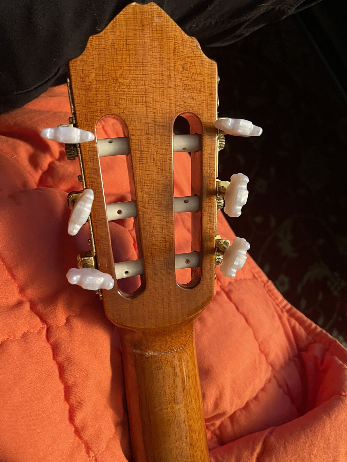 Lucero Classical Guitar