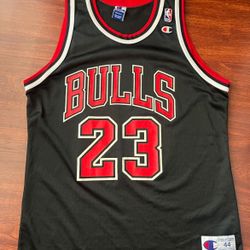Vtg Champion Chicago Bulls Michael Jordan #23 Jersey SZ 44 Mens L NBA Black