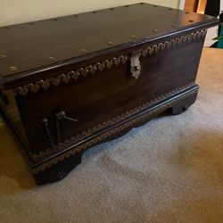 Pier 1 solid wood chest storage blanket coffee table imported from India