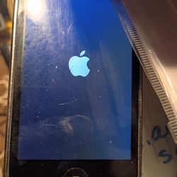 ORIGINAL APPLE IPHONE A1303 BLACK/WHITE SOLD AS IS) BOOT UP