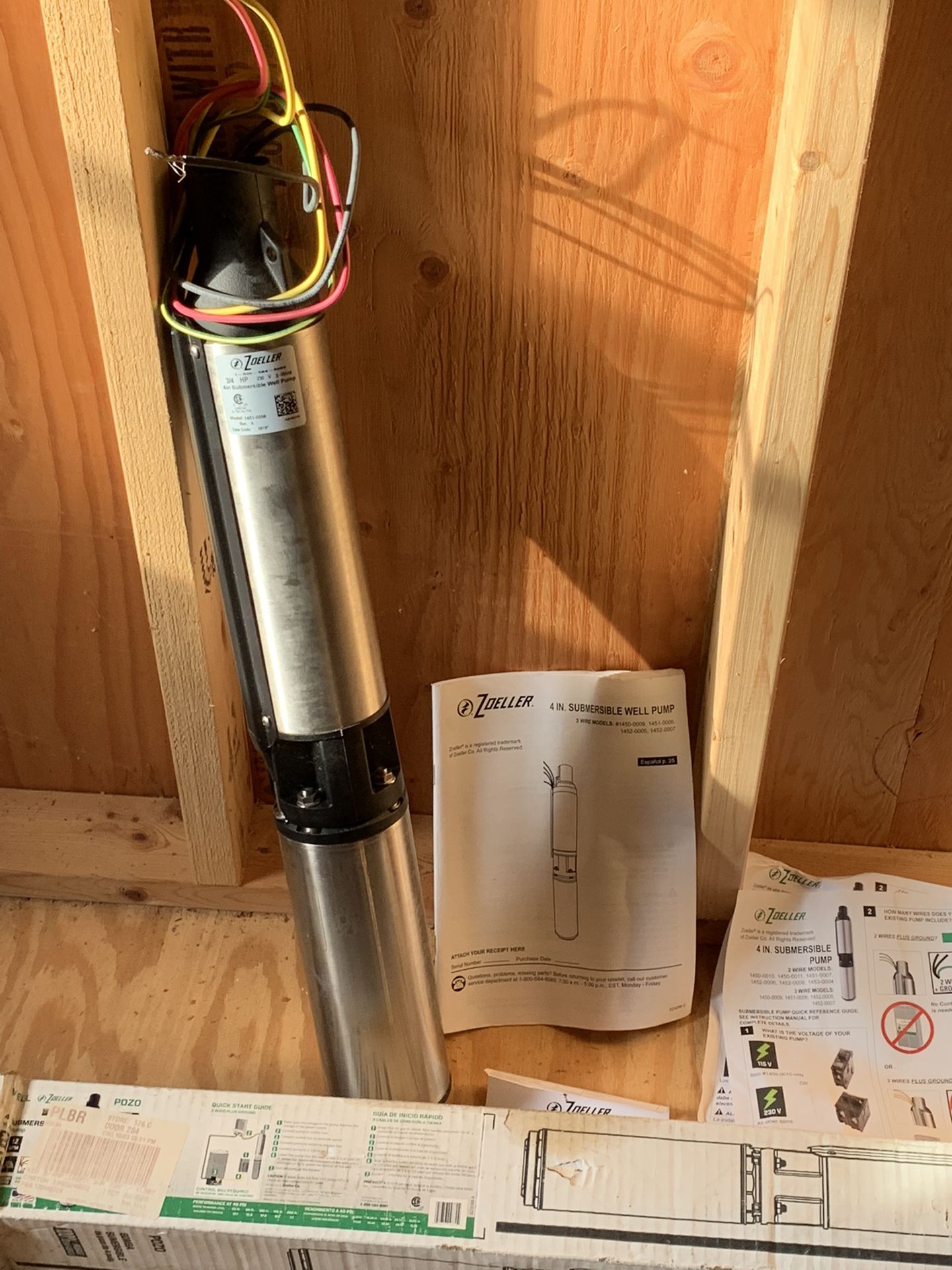 New Zoeller 3/4-HP 230-Volt Stainless Steel Submersible Well Pump