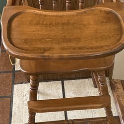 Vintage Amish Made Solid Wood High Chair  Mint Condition