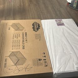Baby Crib And Mattress 