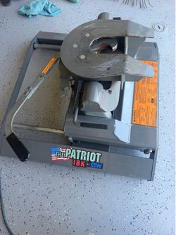 Patriot 18k fifth wheel hitch