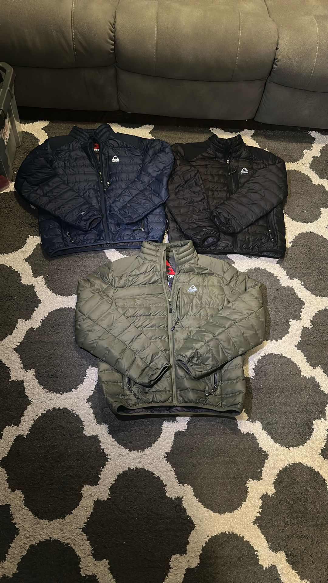 Gary Bubble Jackets )New! Size Medium
