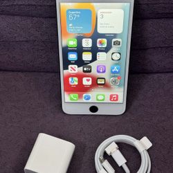 iPhone 7 Plus Factory unlocked 64GB