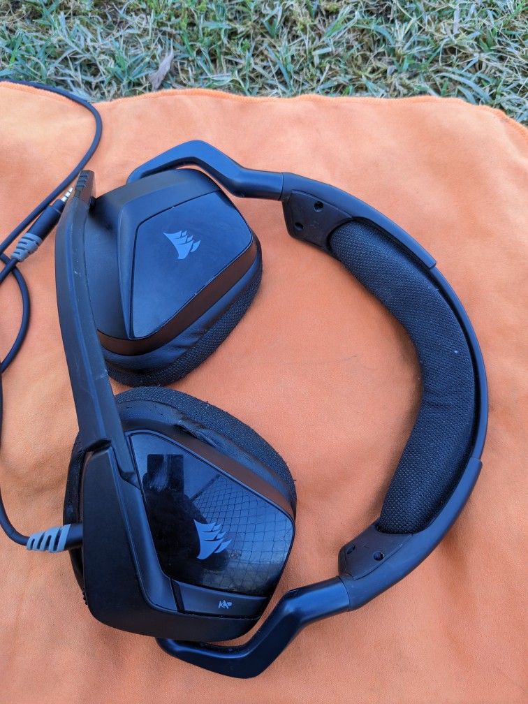 Corsait HS80 org USB Wired Gaming Headset — Carbo
