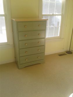 Double bed with headboard frame and firm mattresses almost new with dresser