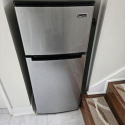 Good Working Fridge 