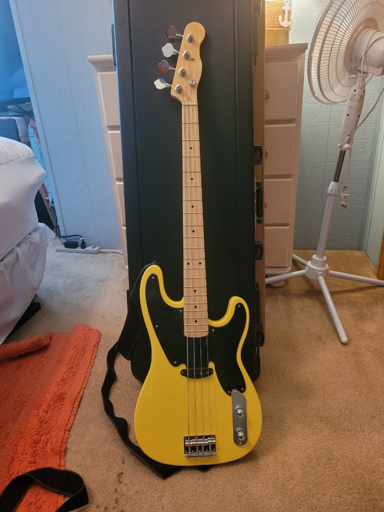 Custom 50's Precision Bass Guitar