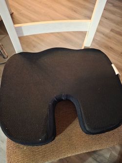 Seat cushion
