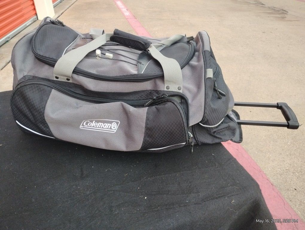 Coleman Duffle Bag On Wheels